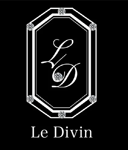 Le Divin